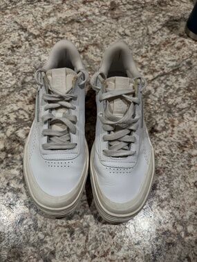 Reebok Size 8 Club C Double Geo, White Chalk Womens Lifestyle Tennis Sneakers